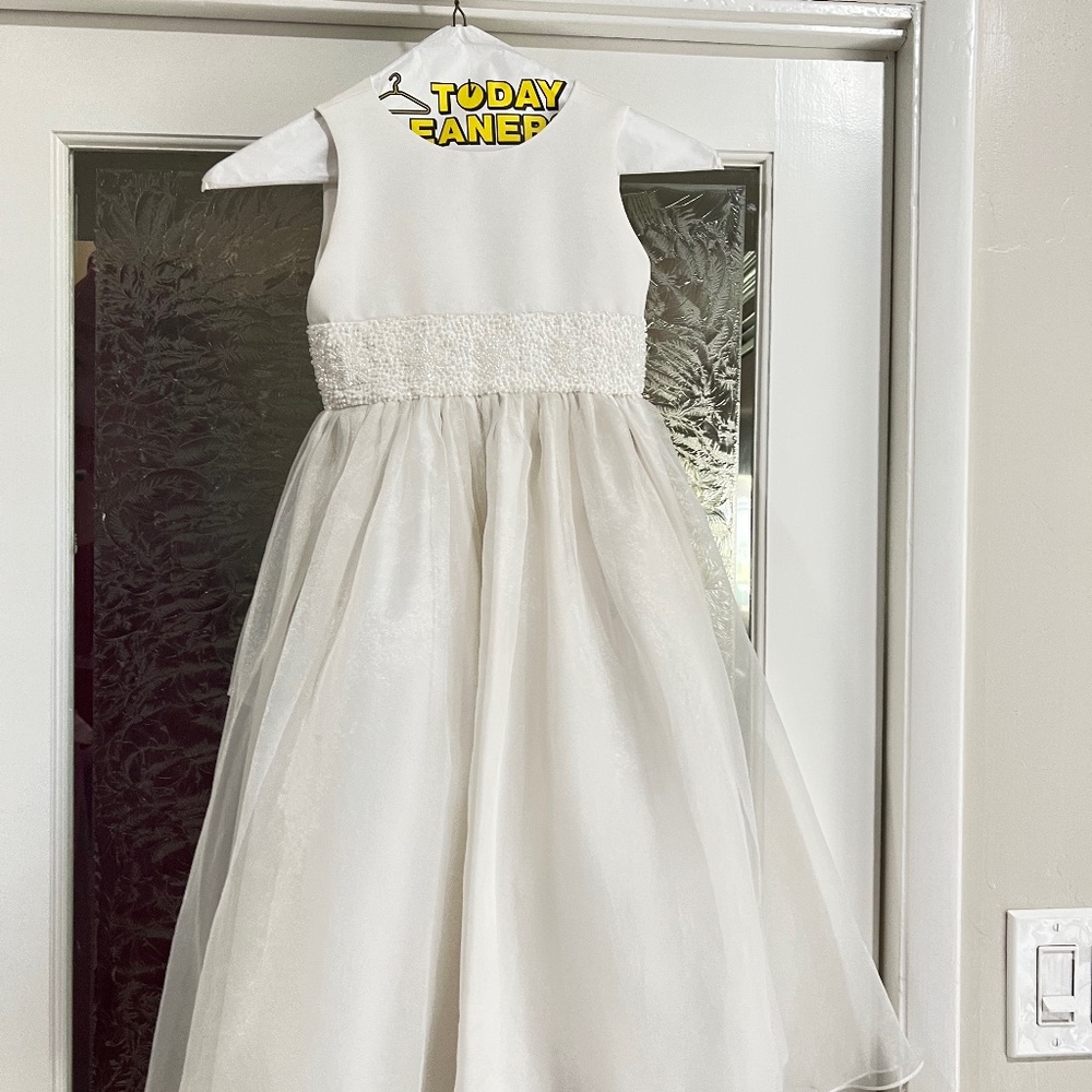 Girls wedding dress